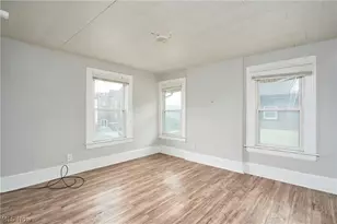 772 Brown St, Akron, OH 44311 - Photo 7