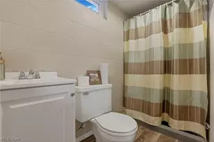 224 Brentwood Dr, Newark, OH 43055 - Photo 41