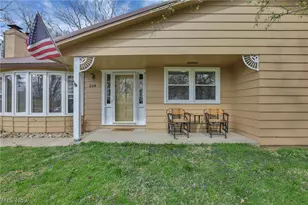 224 Brentwood Dr, Newark, OH 43055 - Photo 1