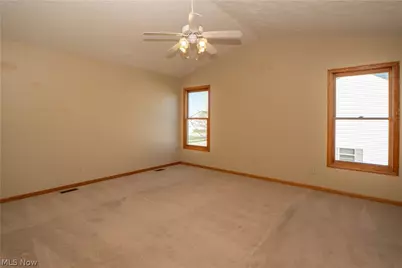 2662 Captens Street NE, Canton, OH 44721 - Photo 19