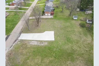 4327 Skycrest Drive NW, Canton, OH 44718 - Photo 3