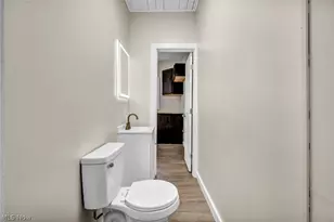 2160 Fulton Rd, Loveland, OH 44113 - Photo 33