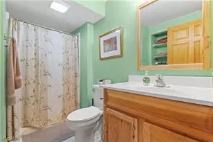 2011 E Swan Lake Cir, Kent, OH 44240 - Photo 39