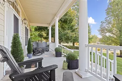 2011 E Swan Lake Circle, Kent, OH 44240 - Photo 7