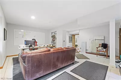 2011 E Swan Lake Circle, Kent, OH 44240 - Photo 35