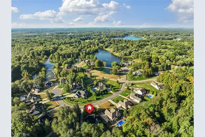 2011 E Swan Lake Circle, Kent, OH 44240 - Photo 49