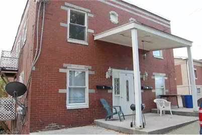 106 S 12th #Apt 2, Weirton, WV 26062 - Photo 1