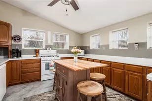 10021 Triadelphia Road NW, Crooksville, OH 43731 - Photo 11