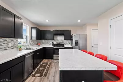 3264 Sunny Brook Drive, Akron, OH 44312 - Photo 9