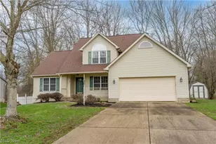 2041 Old Elm St NE, Canton, OH 44721 - Photo 1