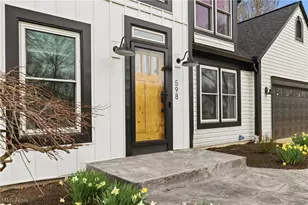 598 Chancellor Circle, Avon Lake, OH 44012 - Photo 3