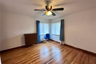 1093 N Main St, Akron, OH 44310 - Photo 5