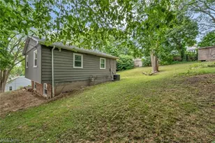 412 Stevenson Ave, Akron, OH 44312 - Photo 3