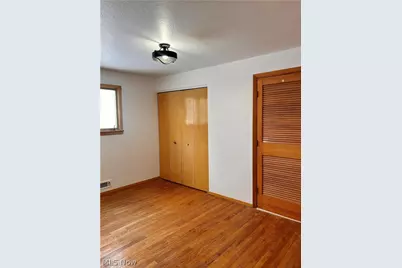 8255 Reed Avenue, Garfield Heights, OH 44125 - Photo 19