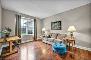 38475 Kingsbury Dr, North Ridgeville, OH 44039 - Photo 9