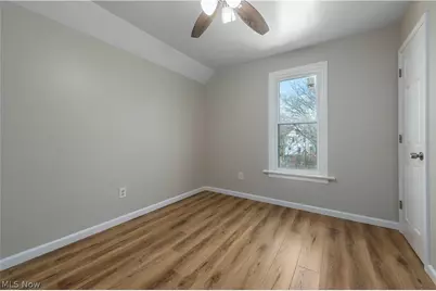 828 W 11th Street, Lorain, OH 44052 - Photo 19