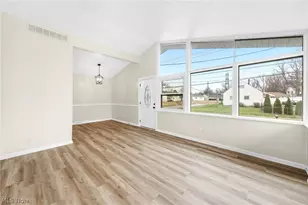 1332 Carnegie Ave, Akron, OH 44314 - Photo 11