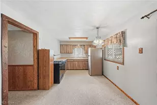 2860 Hudson Dr, Cuyahoga Falls, OH 44221 - Photo 9