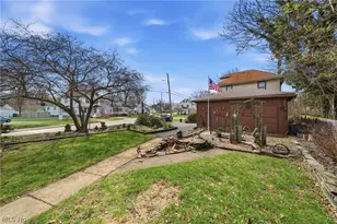 2860 Hudson Dr, Cuyahoga Falls, OH 44221 - Photo 35