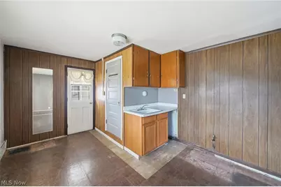 2860 Hudson Drive, Cuyahoga Falls, OH 44221 - Photo 21