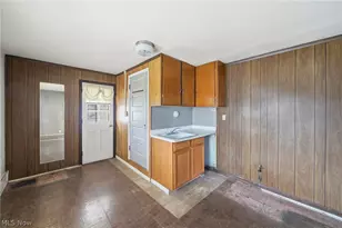 2860 Hudson Dr, Cuyahoga Falls, OH 44221 - Photo 21