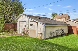 1616 Greenlawn Ave, Akron, OH 44301 - Photo 17