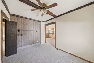 2860 Hudson Dr, Cuyahoga Falls, OH 44221 - Photo 15