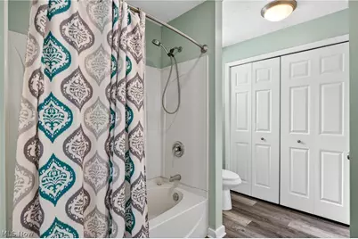 206 Fairfax Road, Vermilion, OH 44089 - Photo 17