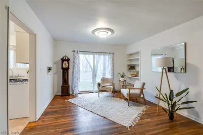 1440 Treasch Drive, Cuyahoga Falls, OH 44221 - Photo 5