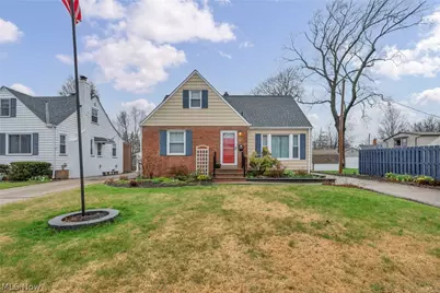 174 E 286th Street, Willowick, OH 44095 - Photo 3