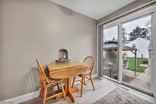 174 E 286th St, Willowick, OH 44095 - Photo 13