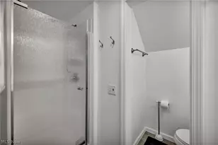 174 E 286th St, Willowick, OH 44095 - Photo 33