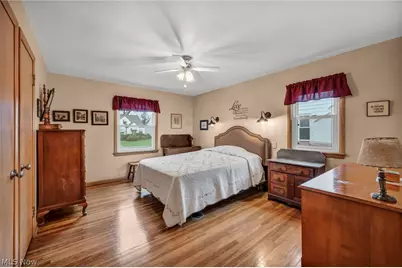 174 E 286th Street, Willowick, OH 44095 - Photo 23