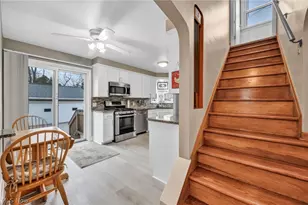 174 E 286th St, Willowick, OH 44095 - Photo 11