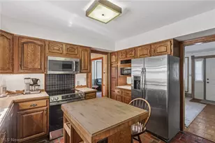 1870 Dallas Ave, Akron, OH 44301 - Photo 29