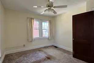 211 E Main St, St Clairsville, OH 43950 - Photo 21