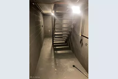 1781 Cromwell Drive, Akron, OH 44313 - Photo 5