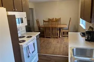 1781 Cromwell Dr, Akron, OH 44313 - Photo 7