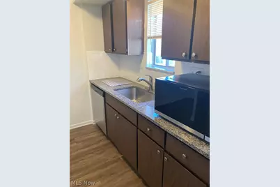 1781 Cromwell Drive, Akron, OH 44313 - Photo 9