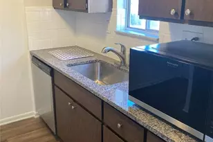 1781 Cromwell Dr, Akron, OH 44313 - Photo 9