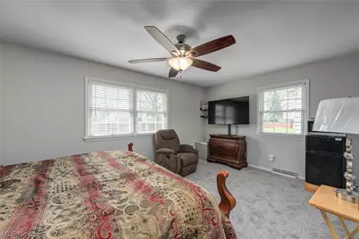 362 Hamilton Circle, Elyria, OH 44035 - Photo 25