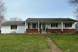 810 Woodale Dr, Bucyrus, OH 44820 - Photo 1