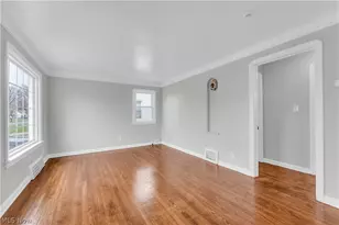 20550 Wilmore Ave, Euclid, OH 44123 - Photo 7