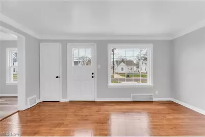 20550 Wilmore Avenue, Euclid, OH 44123 - Photo 5