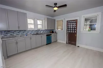 22862 Norman Avenue, Alliance, OH 44601 - Photo 11