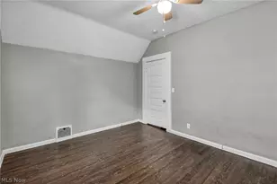 228 Gates, Elyria, OH 44035 - Photo 23