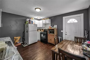 228 Gates, Elyria, OH 44035 - Photo 9