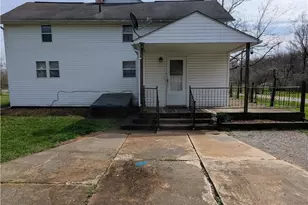 6359 Sittig Ave, Hubbard, OH 44425 - Photo 3