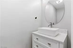 11526 Lake Ave, Loveland, OH 44102 - Photo 29