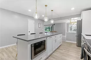 11526 Lake Ave, Loveland, OH 44102 - Photo 9